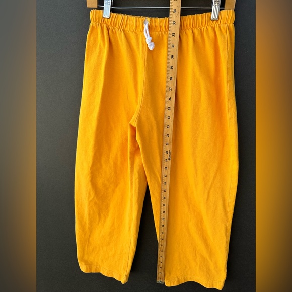 Yellow pants - Picture 3 of 3